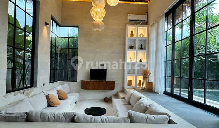 Disewakan5-Bedrooms Villa di Jimbaran
