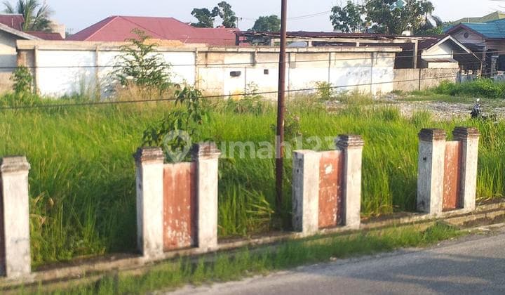 For Rent: Strategic Land on Dolphin Street.
