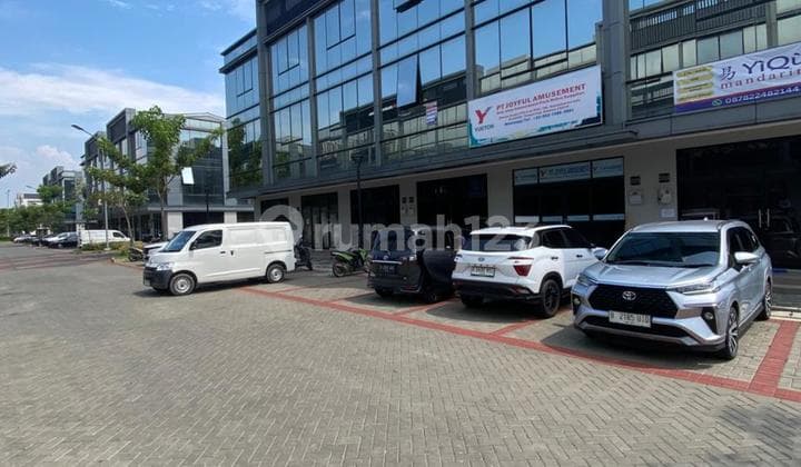 DISEWAKAN RUKO OSAKA PIK 2 VIEW DANAU 2 MUKA TERMURAH LOKASI STRATEGIS