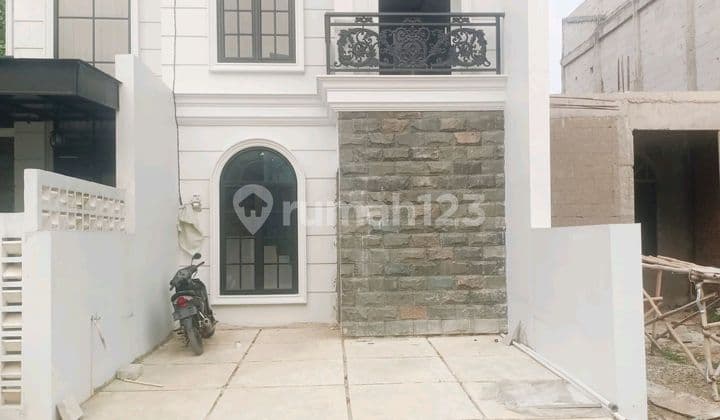 Rumah Mewah Kokoh 2 Lantai di Cimanggis 5 Menit LRT 5 Menit Tol Cijago 5 Menit Tol Cibubur