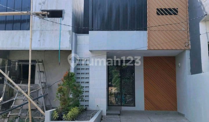 Dijual Rumah 2 Lantai + Rooftop Kompleks Anggrek Makassar