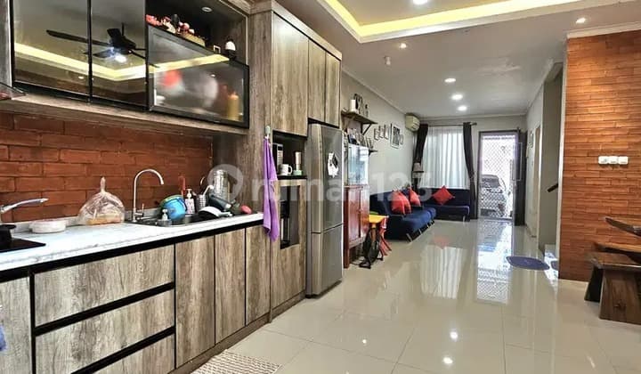 Rumah 2 Lantai Full Renovasi Bohemia Gading Serpong BSD City Gading Serpong Tangerang Banten