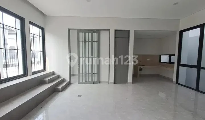 Rumah 3 Lantai Greenwich Aether Gading Serpong BSD City Tangerang Banten Rumah 3 Lantai Greenwich Aether Gading Serpong BSD City Tangerang Banten