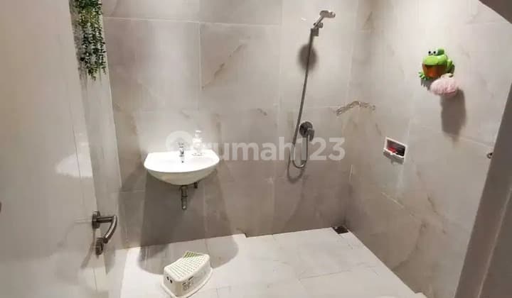 Rumah 2 Lantai Full Renovasi Trimezia Gading Serpong BSD City Tangerang Banten