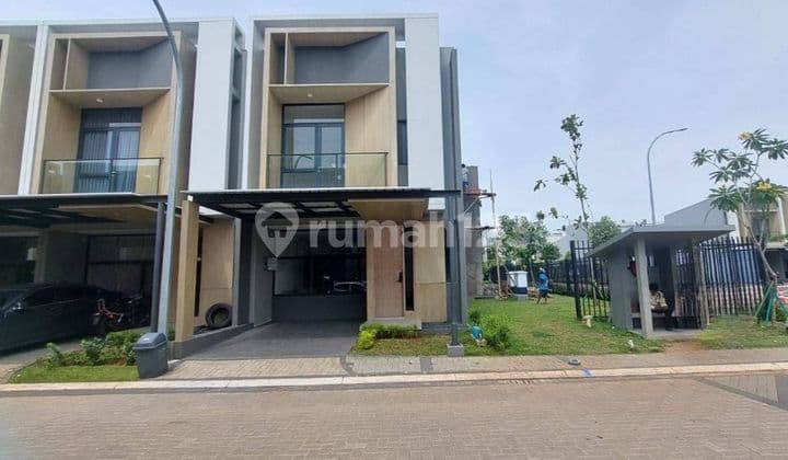Rumah Hook 2 Lantai Full Renovasi Tanakayu Svani Gading Serpong BSD City Tangerang Banten