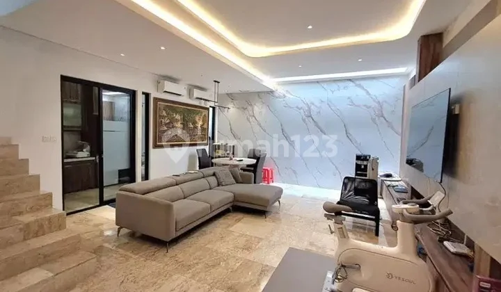 Rumah 2 Lantai Full Renovasi Trimezia Gading Serpong BSD City Tangerang Banten