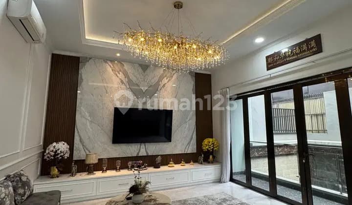 Rumah 3 Lantai Full Renovasi The Springs Scarlet Gading Serpong BSD City Tangerang Banten