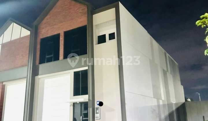 Gudang Hoek Bizpark Pik2 Luas 360m2