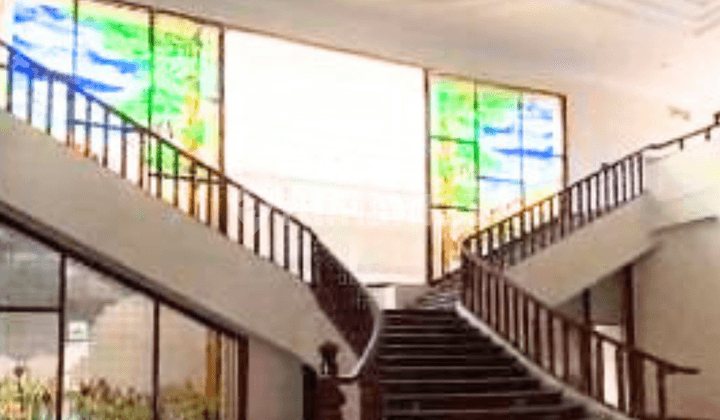 Rumah Mewah di Lokasi Strategis Surabaya Timur Dekat bundaran ITS