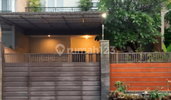 Dijual Rumah SIAP HUNI Galaxy Bumi Permai, Surabaya Full furnish