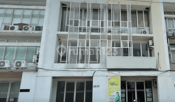 Ruko Raya Dian Istana, Bagus untuk Investasi-Traffic Ramai