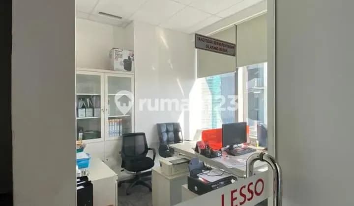 OFFICE SOHO CAPITAL 139M2 UNFURNISHED IDR 350 MILLION