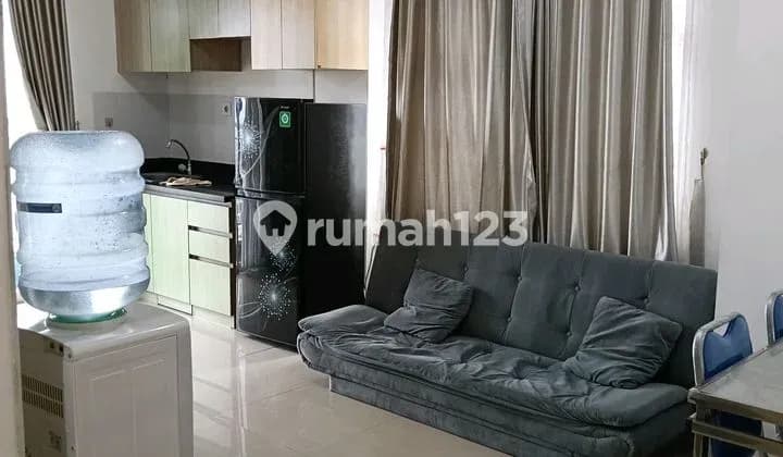 Madison Park Apartement Hook 2 Bedroom Furnished 52M2 Idr 62Juta