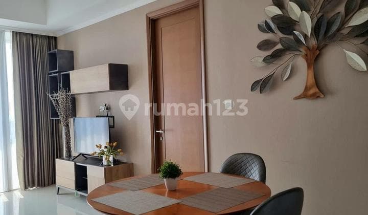 apartemen 3 BR mewah di taman anggrek residence, full furnish