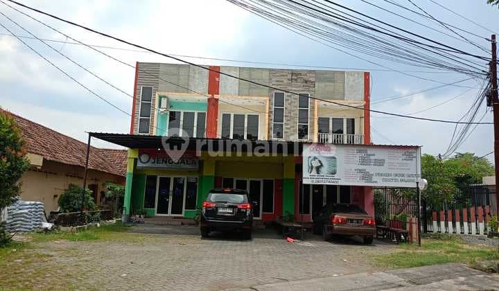 Dijual 3 Ruko Second Rp 1.850.000.000 di Perum Green Village Residence!