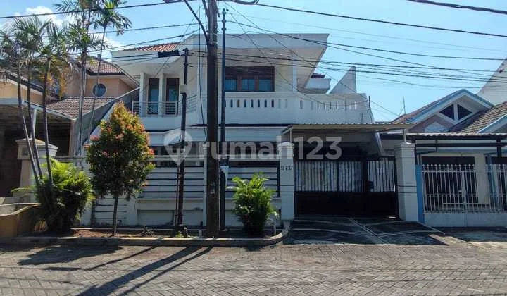 Two-story Kutisari South House near GKI Kutisari Two-story Kutisari South House near GKI Kutisari