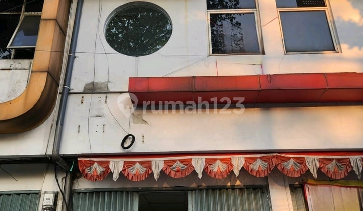 JualSewa Ruko Raya A. Yani dekat Sekolah Petra 5