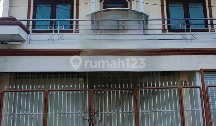 Sewa Rumah Luas 10 Kamar Ngagel Surabaya Dekat Klaska