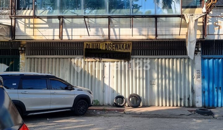 Disewakan Cepat Dua Ruko Dempt di Poros Jalan Sultan Hasanudin Gowa