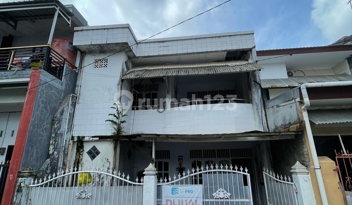 Dijual Cepat Rumah Dua Lantai Di Tengah Perumahan Bumi Tamalanrea Permai Siap Huni