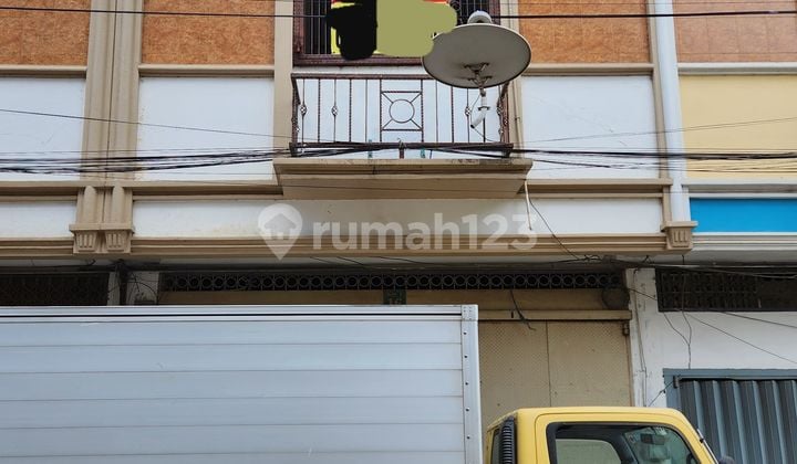 Dijual Ruko Dua Lantai Posisi Strategis di Tengah Kota Makassar Jalan Cakalang