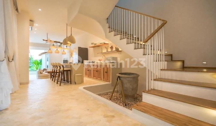 Long Lease Luxury Villa, Fully Furnished, In Tibu Beneng North Kuta