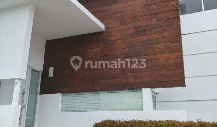 Modern Luxury House, Fully Furnished di Nusa Dua