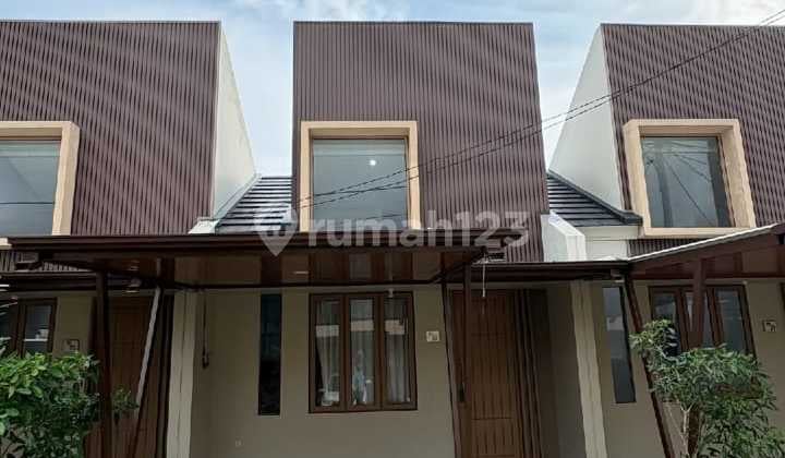 Dijual Rumah Gaya Jepang, Depan Danau di Bsd
