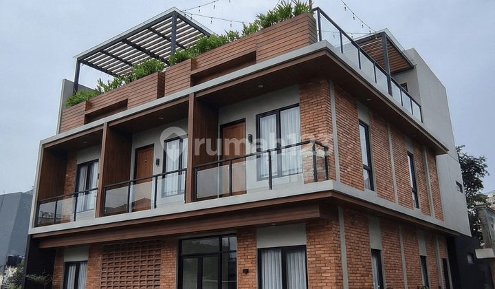 Dijual Rukos Kota Malang Poros Jalan 17 Kamar Full Furnished Ring 1 Umm