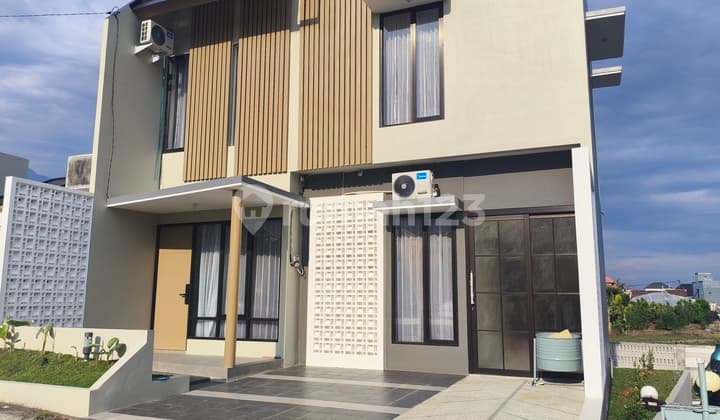 Villa 800 Juta An Kota Batu Full Furnished Dekat Alun Alun Batu dan Wisata Selekta