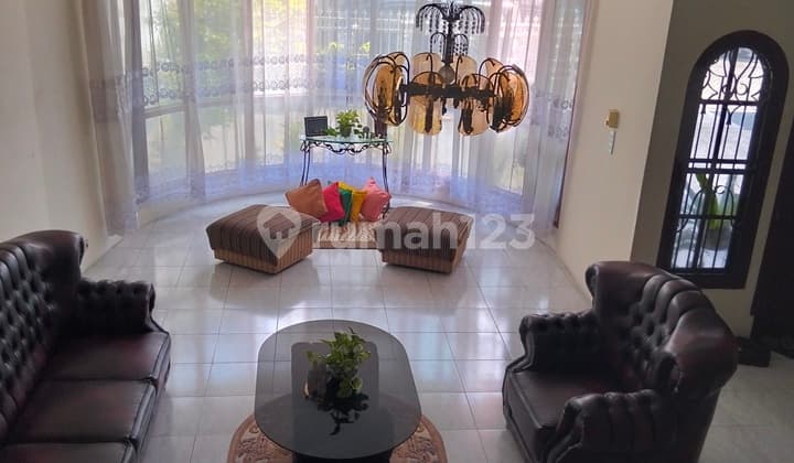 Dijual Villa Elit Dan Strategis Di Taman Polonia 3