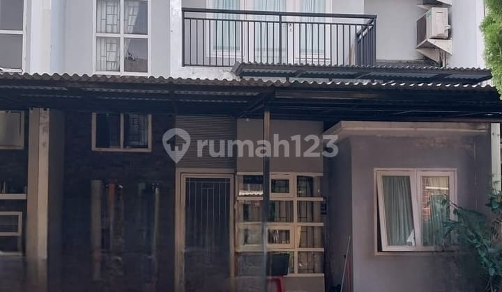Flash Sale. Rumah 2 lantai Taman Chrysant 2, BSD