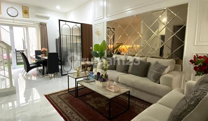 Rumah Bonus Furnished di Kencana Loka Bsd City, Dekat ke Exit Tol Bsd