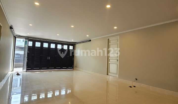 Rumah Mewah Senopati 3 Lantai Kebayoran Baru Jakarta Selatan