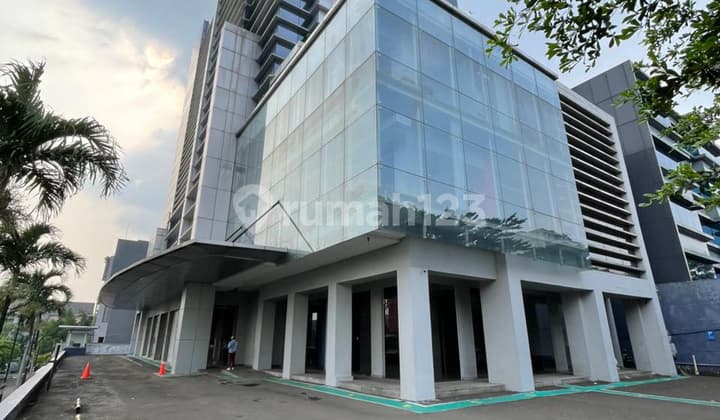 Gedung di Lokasi Strategis Area Tb. Simatupang Jaksel