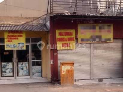 House, Boarding House and Shop. Siwalankerto, Wonocolo, Surabaya.