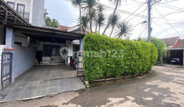Rumah di Graha Raya Bintaro