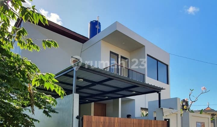Villa Mewah 3 Lantai + Kolam Renang Di Sanur Leasehold 27 Tahun