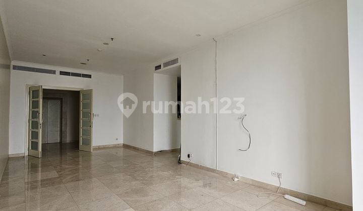 Good Unit Dijual Apartment Senayan Residence Jakarta Selatan - 2 BR Semi Furnished Ready To Move In