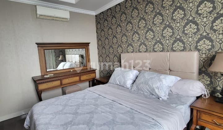 Dijual Apartemen Denpasar Residence Jakarta Selatan - 1 BR Furnished Ready To Move In