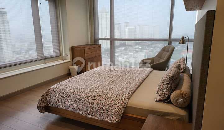 For Rent: Good Unit at 1 Park Avenue Gandaria South Jakarta - 3 Bedrooms Furnished