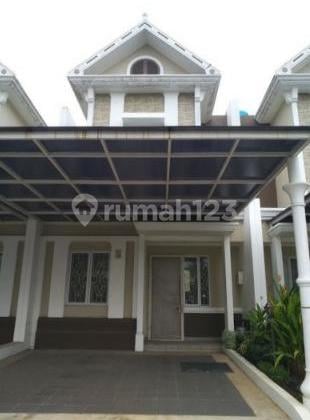 Disewa Rumah Minimalis Bagus 2 Lantai di Cluster North Thames JGC Jakarta Timur