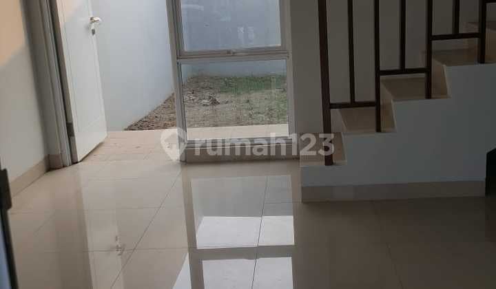 Rumah 2 Lantai Siap Huni di Cluster Yarra, Cakung Jakarta Timur