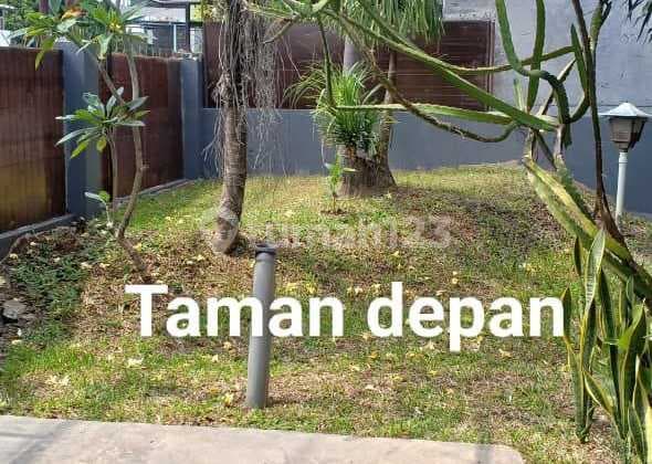 FOR RENT: HOUSE IN LEUWIPANJANG WING, SUITABLE FOR BOARDING HOUSE.