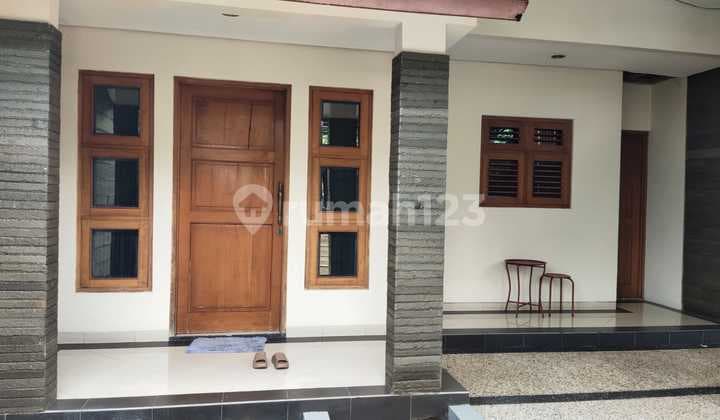 House for Sale in Sayap Buah Batu