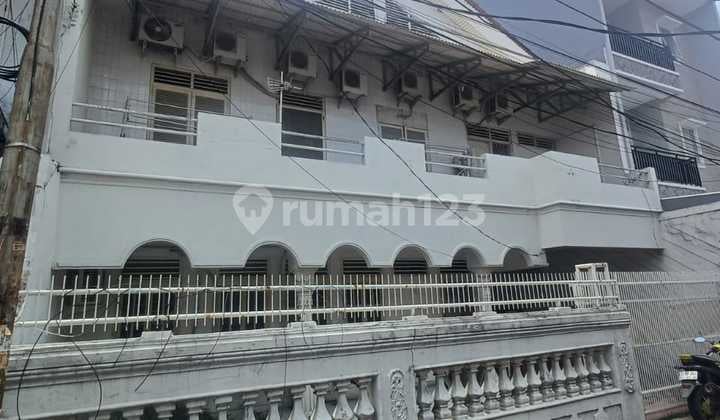 Turun Harga!!! Pasti Untung!! Rumah Kos, Skg Tidak Beroperasional, Disewakan, Bisa Kerjasama