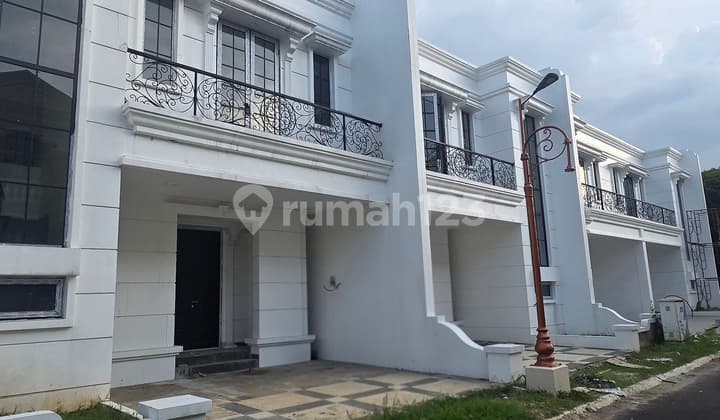 Rumah2 Lantai American Style Lokasi Strategis Siap Huni