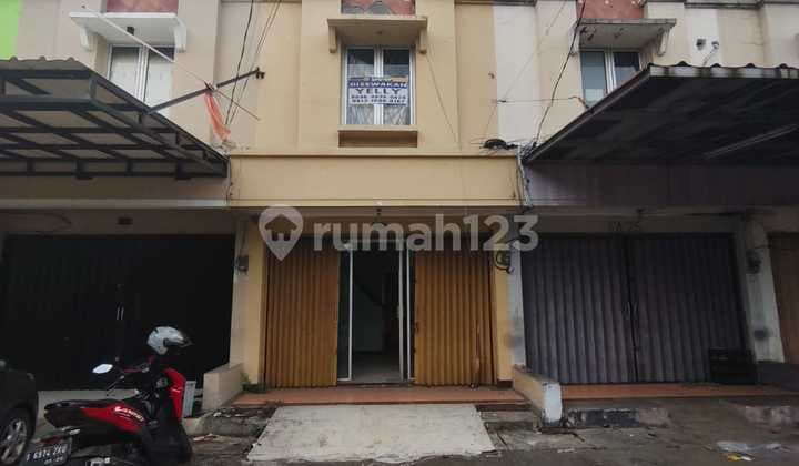 Ruko Lokasi Ramai di Harapan Indah Bekasi
