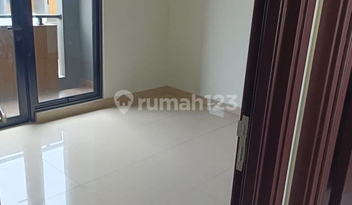 Minimalist Nice House Ready to Occupy in Regia Cluster Summarecon Crown Gading Bekasi