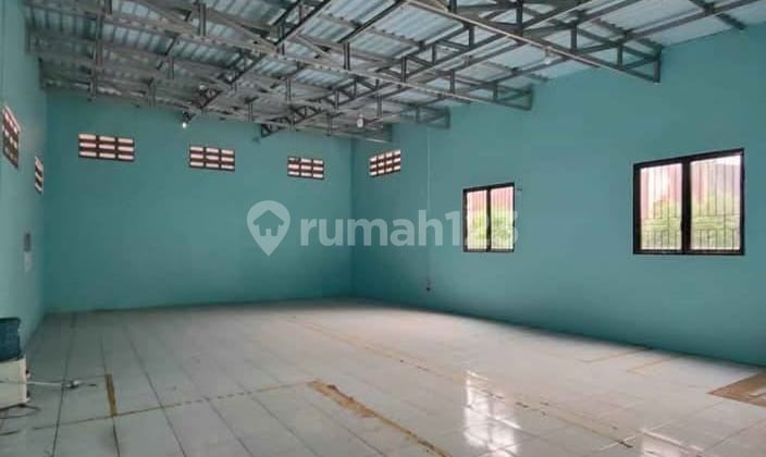 Gudang Luas Kawasan Industri Siap Pakai di Mustikajaya Kota Bekasi